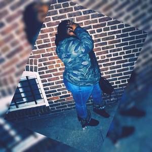 Meet your Posher, Micaa